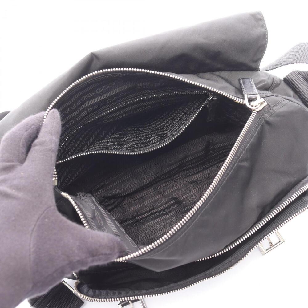 PRADA Black Leather Saffiano Shoulder Bag - Picture 3 of 9